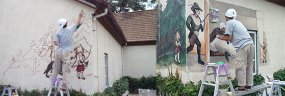 壁画看板制作中